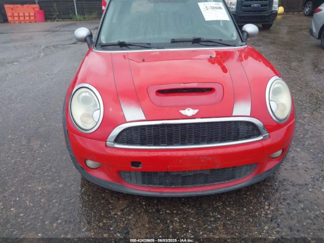 2010 MINI COOPER S CLUBMAN WMWMM3C55ATP94439 Photo 5