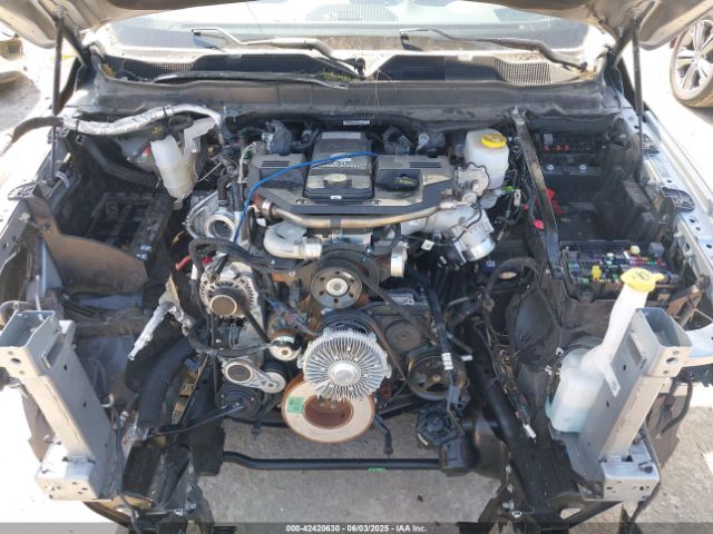 3C6UR5DL9RG303108 RAM 2500 Big Horn