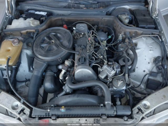 1983 MERCEDES-BENZ 300 WDBCB20A8DB035826 Photo 9