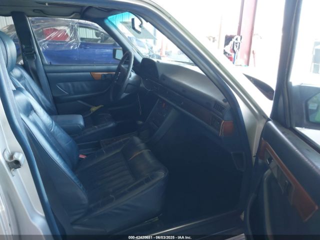 1983 MERCEDES-BENZ 300 WDBCB20A8DB035826 Photo 4