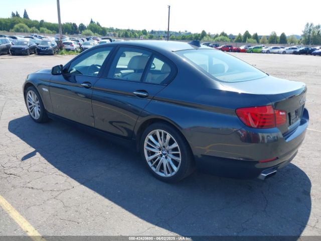 2011 BMW 550I WBAFR9C50BC617635 Photo 2