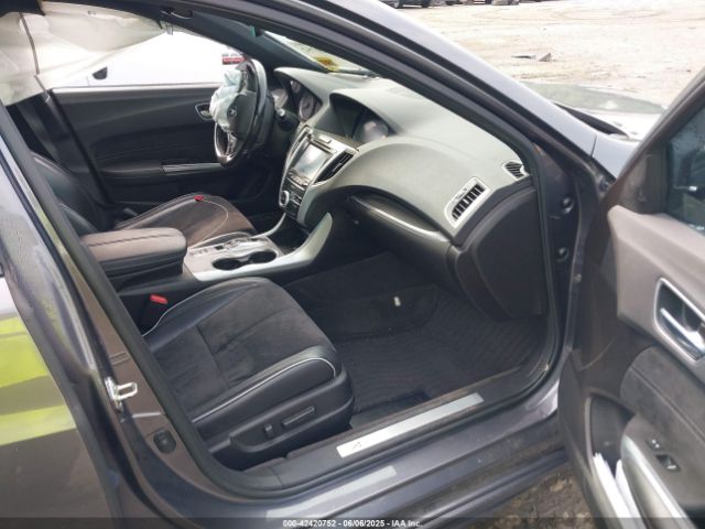 2019 ACURA TLX 19UUB3F69KA001896 Photo 4
