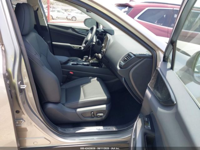 2T2ADCAZ8SC027779 Lexus a25a-fks