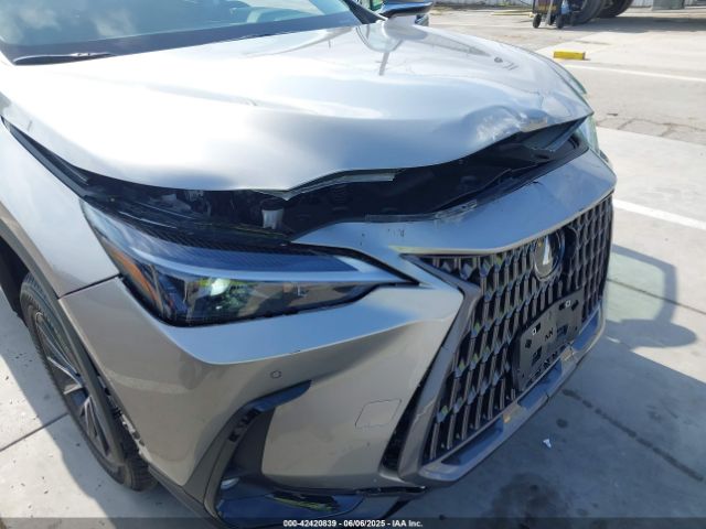 2T2ADCAZ8SC027779 Lexus a25a-fks