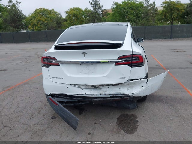 Tesla MODEL X 2016 5YJXCBE29GF020108 Image 17