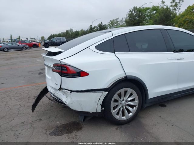 2016 TESLA MODEL X 5YJXCBE29GF020108 Photo 5