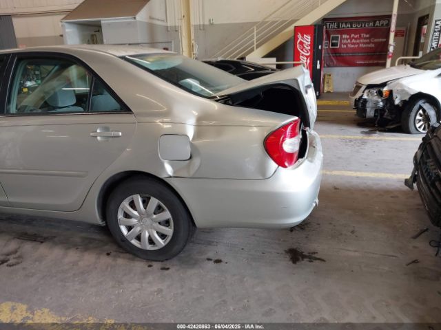 2004 TOYOTA CAMRY JTDBE32K540268784 Photo 5