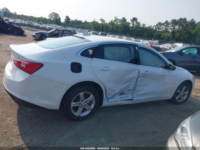 1G1ZD5ST2RF113631 Chevrolet Malibu Fwd 1lt