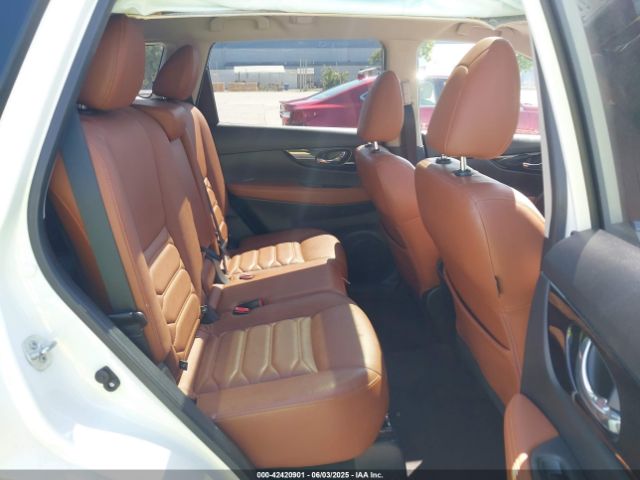 2017 NISSAN ROGUE JN8AT2MT8HW398700 Photo 7