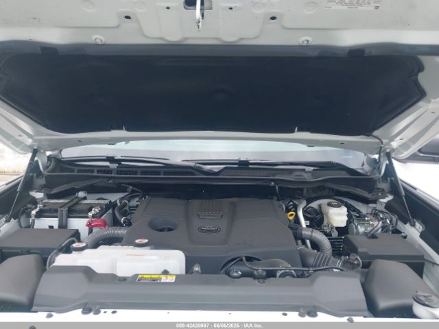 2024 TOYOTA TUNDRA 5TFLA5DB5RX202405 Photo 9