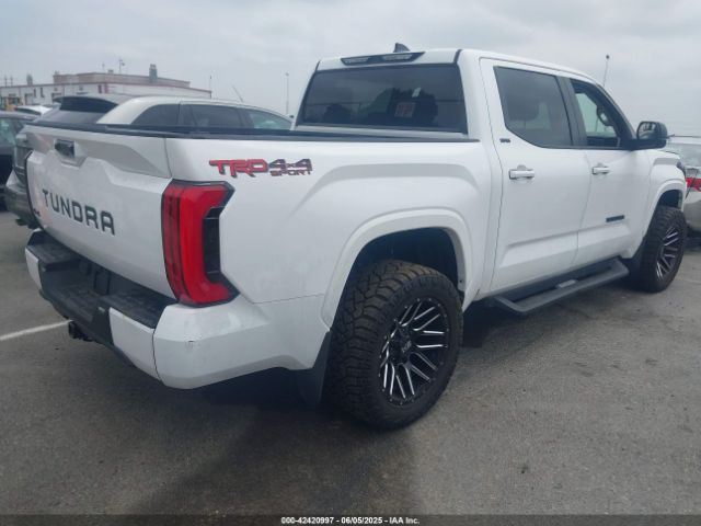 2024 TOYOTA TUNDRA 5TFLA5DB5RX202405 Photo 3