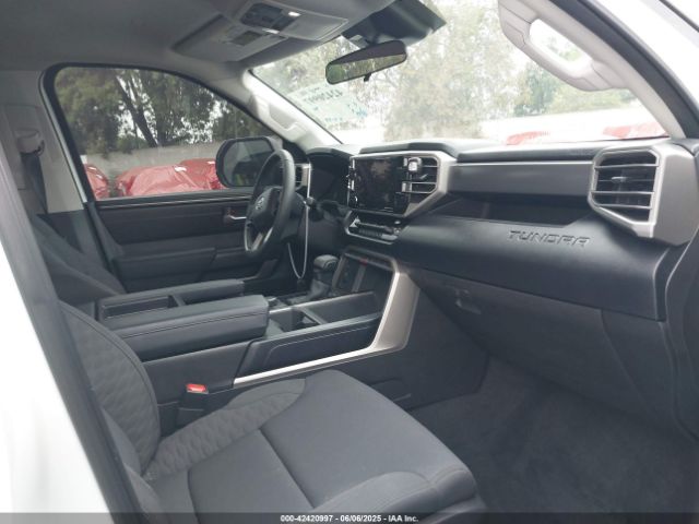 2024 TOYOTA TUNDRA 5TFLA5DB5RX202405 Photo 4
