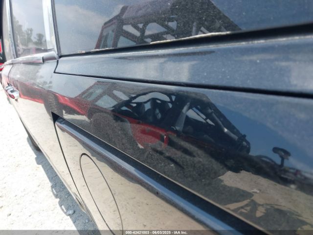 KNDMH4C79E6581142 KIA SEDONA EX