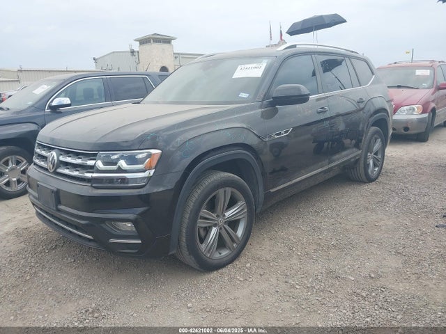1V2FR2CA7JC574917 Volkswagen 2018