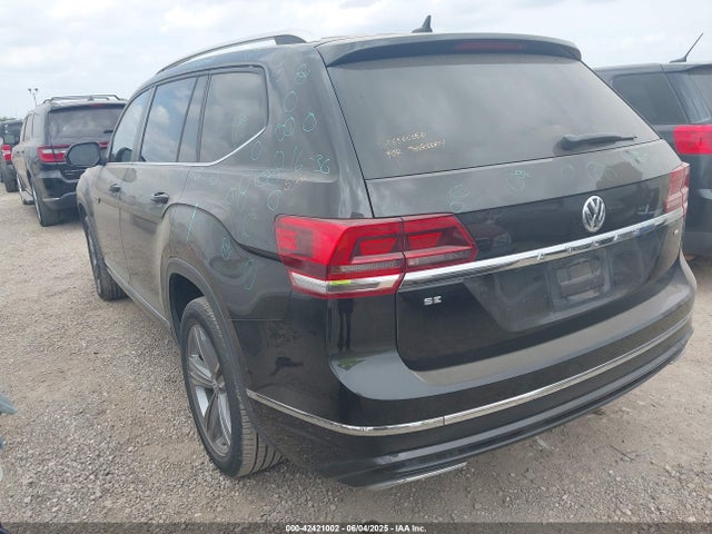1V2FR2CA7JC574917 Volkswagen 2018
