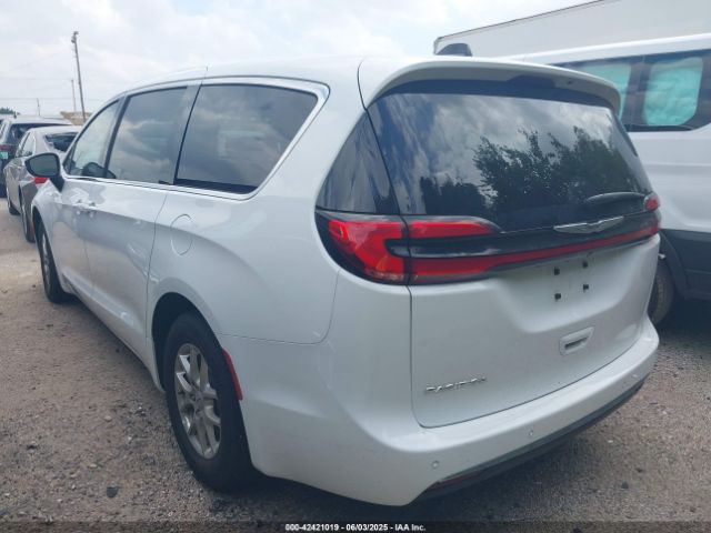 2025 CHRYSLER PACIFICA 2C4RC1BG1SR520795 Photo 2