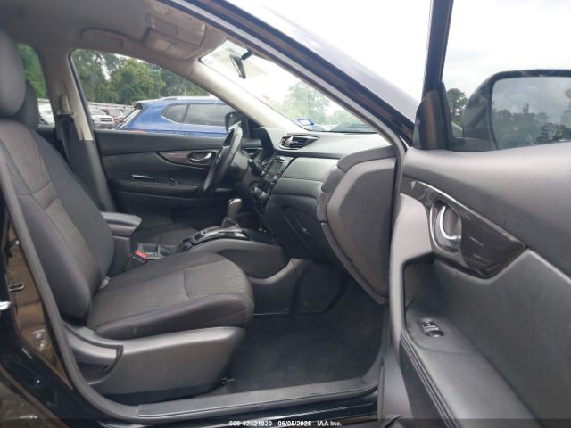 2020 NISSAN ROGUE 5N1AT2MT0LC736043 Photo 4
