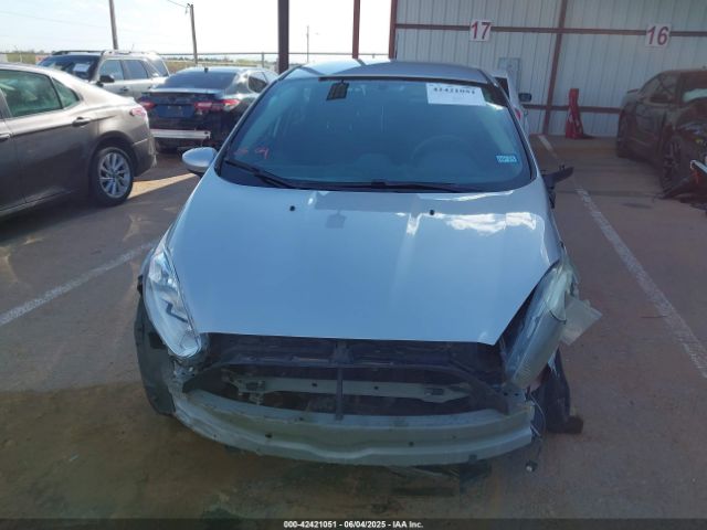 3FADP4BJ0KM163070 Ford 2019