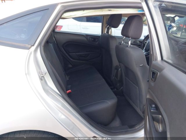 3FADP4BJ0KM163070 Ford 2019