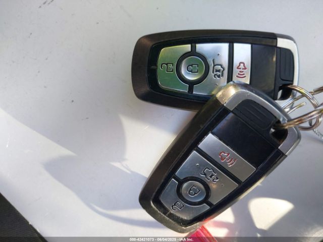 3FA6P0LU4JR249042 Ford Fusion Hybrid Se