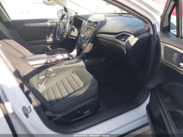 3FA6P0LU4JR249042 Ford Fusion Hybrid Se