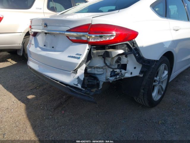3FA6P0LU4JR249042 Ford Fusion Hybrid Se