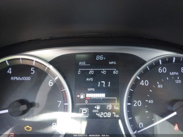 3N1CN8DV5ML857980 Nissan Versa S Xtronic Cvt