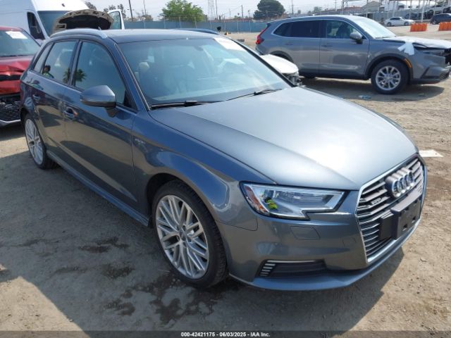 2018 AUDI A3 E-TRON WAUUPBFF4JA089634 Photo 0