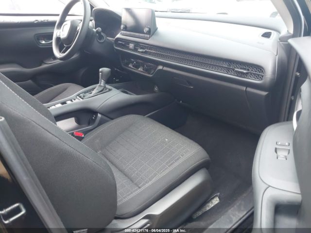 2024 HONDA HR-V 3CZRZ1H30RM702700 Photo 4