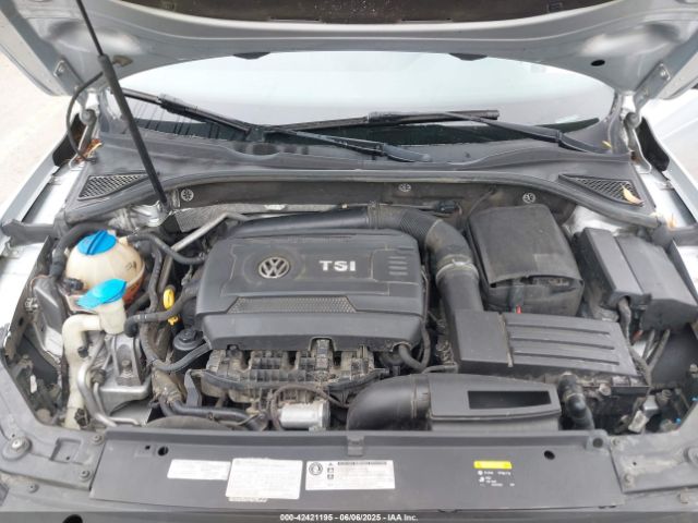 1VWAT7A3XFC119353 Volkswagen Passat 1.8t Limited Edition