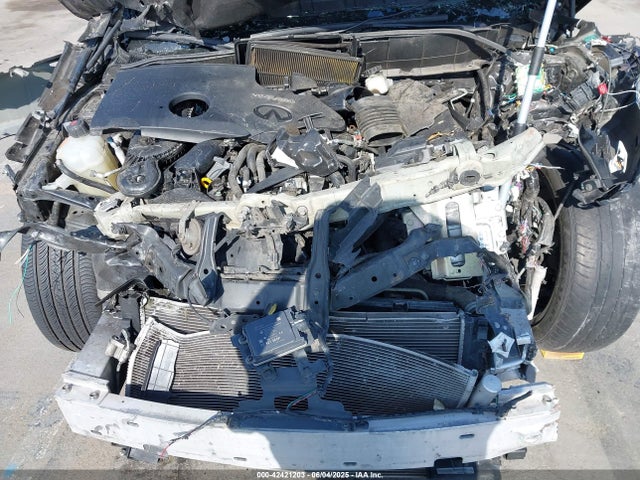 Infiniti 2019 2019 3PCAJ5M16KF116275 Image 10