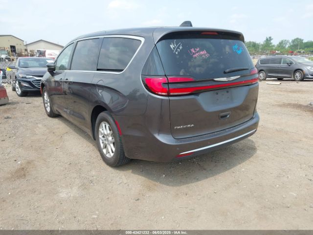 2023 CHRYSLER PACIFICA 2C4RC1BG4PR600731 Photo 2