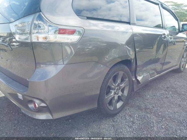 2016 TOYOTA SIENNA 5TDXK3DC9GS719995 Photo 5