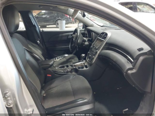1G11D5SL6FF210372 Chevrolet MALIBU 2LT