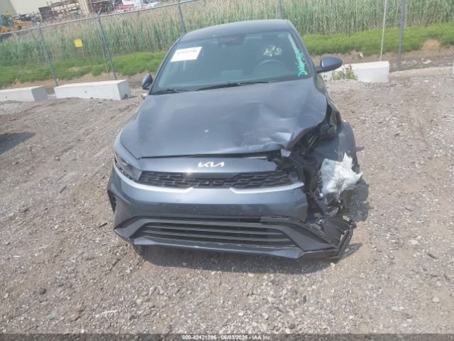 3KPF24AD6RE732490 KIA Forte Lxs