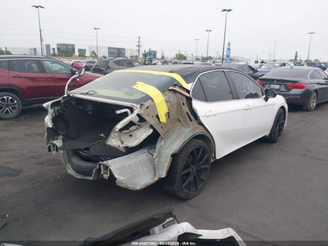 4T1B11HK7JU111555 Toyota CAMRY SE