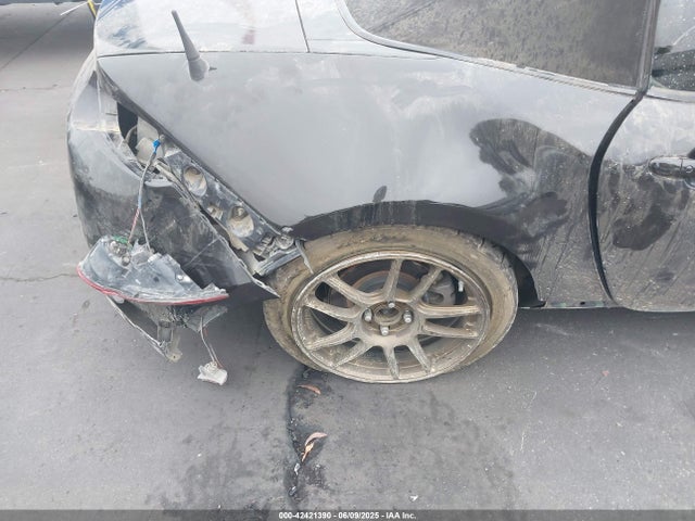 JM1NDAD70G0111004 Mazda pe