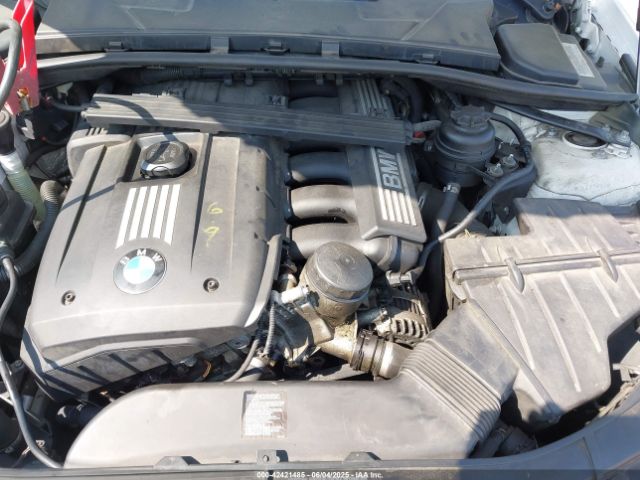 2011 BMW 328I WBAPK5C58BF124382 Photo 9