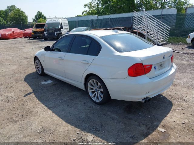 2011 BMW 328I WBAPK5C58BF124382 Photo 2