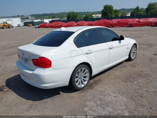2011 BMW 328I WBAPK5C58BF124382 Photo 3