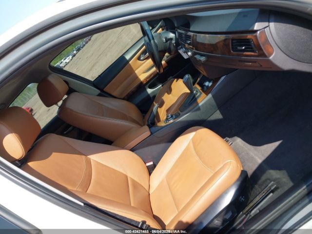 2011 BMW 328I WBAPK5C58BF124382 Photo 4