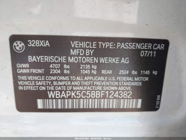 2011 BMW 328I WBAPK5C58BF124382 Photo 8