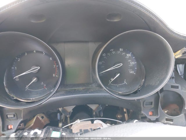 NMTKHMBX9JR029352 Toyota 3zr-fae