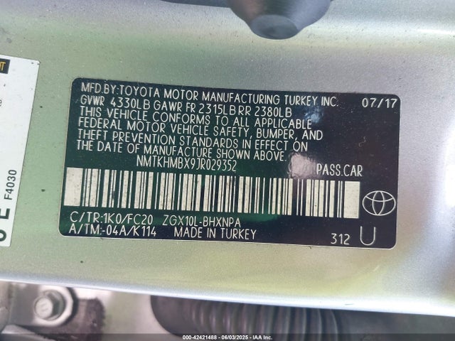 NMTKHMBX9JR029352 Toyota 3zr-fae
