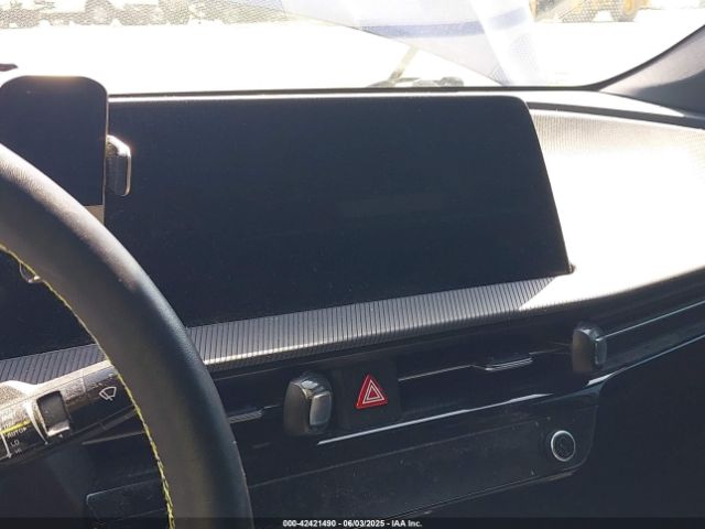 KNDC5DLE5P5102016 KIA EV6