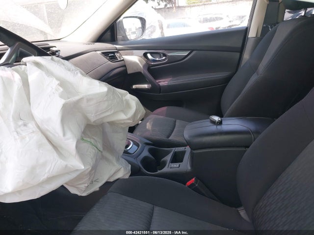 JN8AT2MT6KW262766 Nissan 2019
