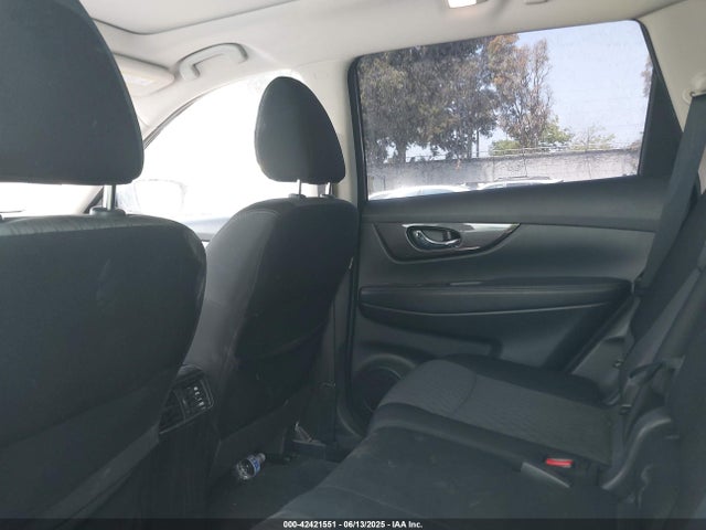 JN8AT2MT6KW262766 Nissan 2019