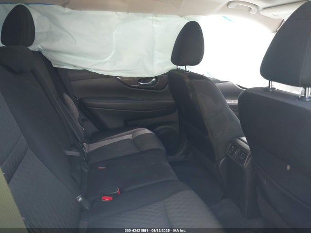 JN8AT2MT6KW262766 Nissan 2019