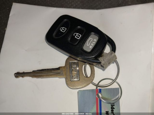 5NPDH4AE4GH752857 Hyundai ELANTRA SE