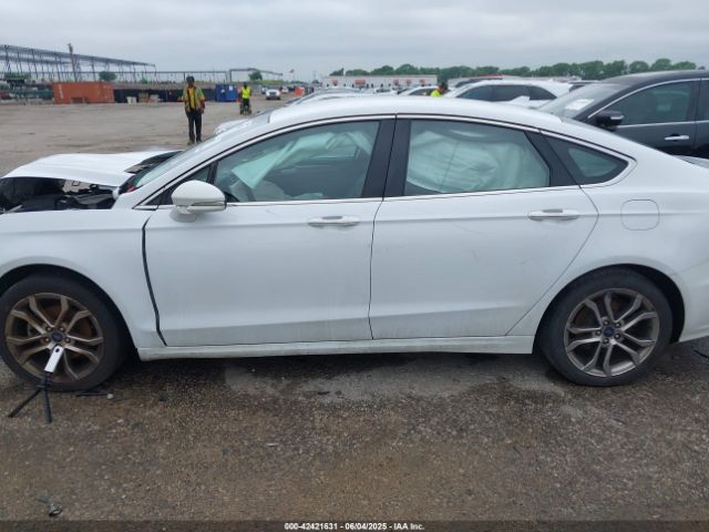 3FA6P0CD6KR237248 Ford 2019